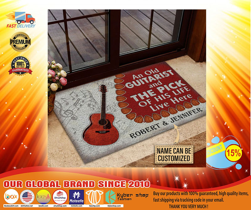 Guitar An ole guitarist and the pick custom name doormat4