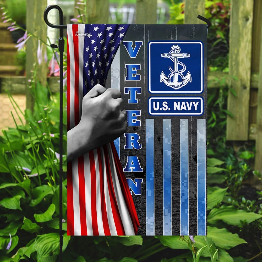 US Navy veteran American flag3