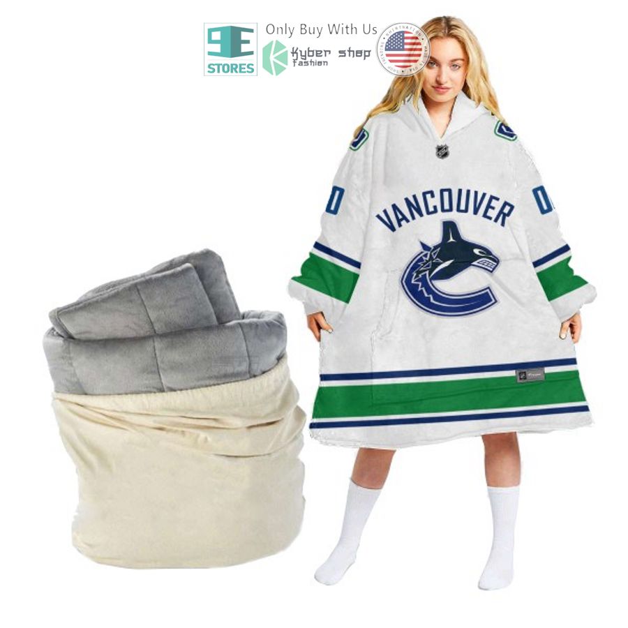 personalized nhl vancouver canucks sherpa hooded blanket 1 64023